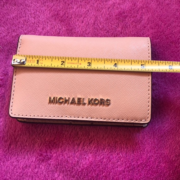 NWT Michael Kors Wallet - Picture 6 of 7